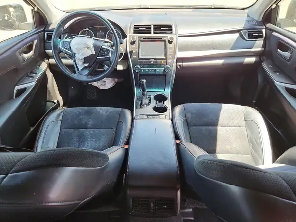4T1BF1FK2GU159736 2016 TOYOTA CAMRY - Image 8
