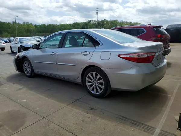 4T1BF1FK2GU166380 2016 TOYOTA CAMRY - Image 2