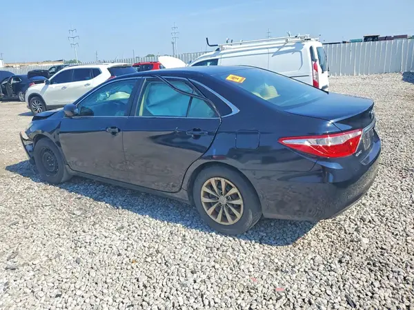 4T1BF1FK2GU168128 2016 TOYOTA CAMRY - Image 2