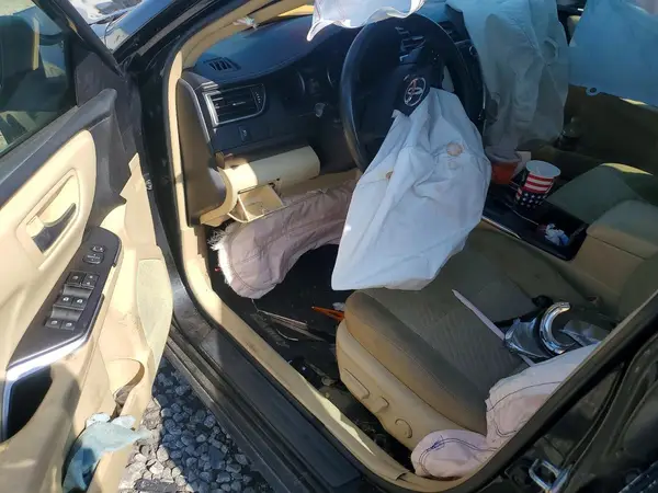 4T1BF1FK2GU168128 2016 TOYOTA CAMRY - Image 8