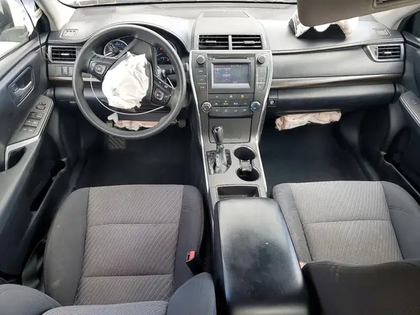 4T1BF1FK2GU173863 2016 TOYOTA CAMRY - Image 8