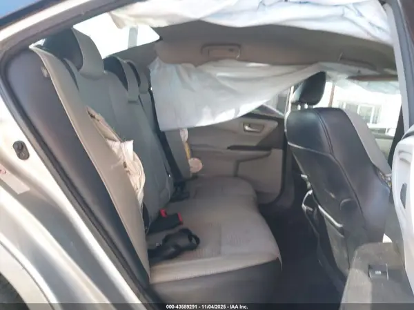 4T1BF1FK2GU179047 2016 TOYOTA CAMRY - Image 8