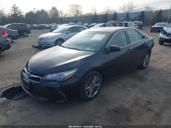 4T1BF1FK2GU188444 2016 TOYOTA CAMRY - Image 2
