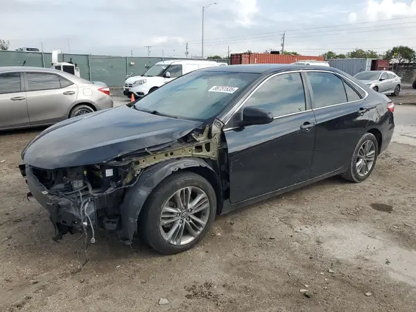 4T1BF1FK2GU193207 2016 TOYOTA CAMRY - Image 1