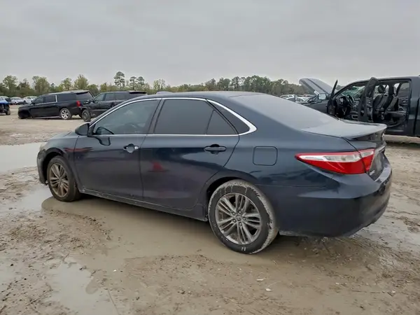 4T1BF1FK2GU194549 2016 TOYOTA CAMRY - Image 2