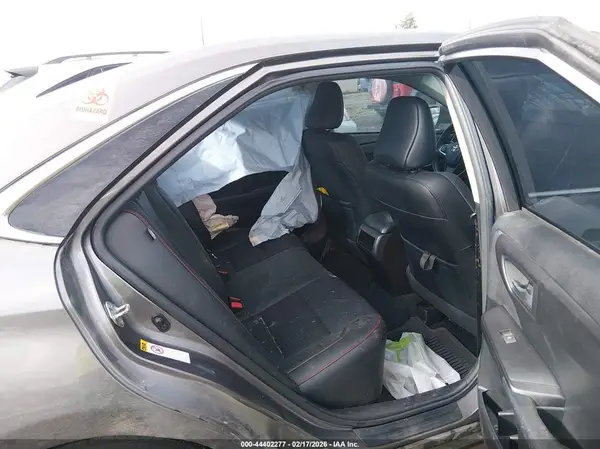 4T1BF1FK2GU200396 2016 TOYOTA CAMRY - Image 8