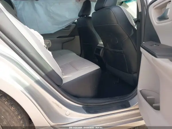 4T1BF1FK2GU201659 2016 TOYOTA CAMRY - Image 8