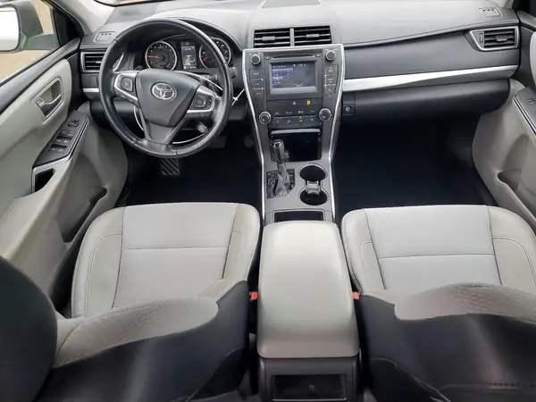4T1BF1FK2GU204559 2016 TOYOTA CAMRY - Image 8