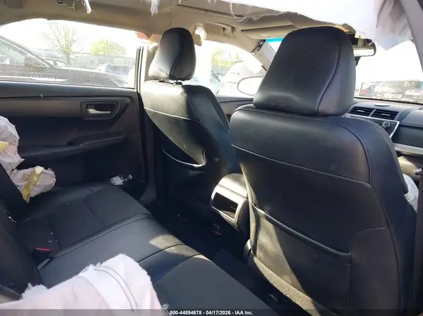 4T1BF1FK2GU204917 2016 TOYOTA CAMRY - Image 8