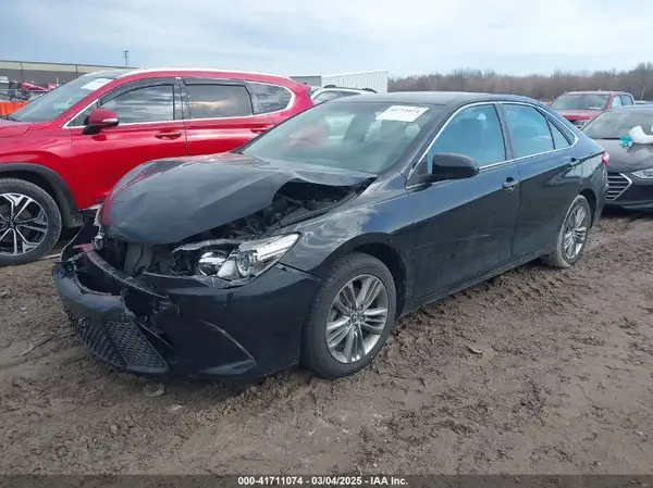 4T1BF1FK2GU205288 2016 TOYOTA CAMRY - Image 2
