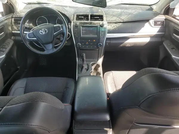 4T1BF1FK2GU205775 2016 TOYOTA CAMRY - Image 8