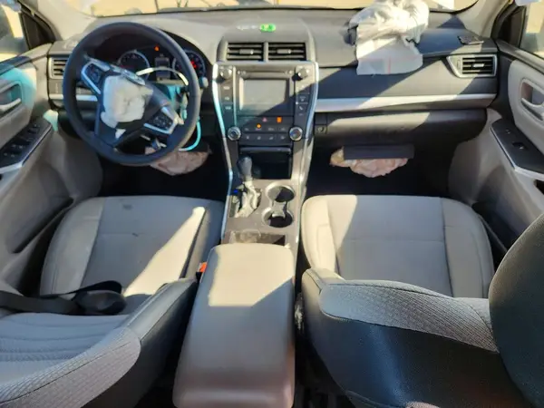 4T1BF1FK2GU210202 2016 TOYOTA CAMRY - Image 8