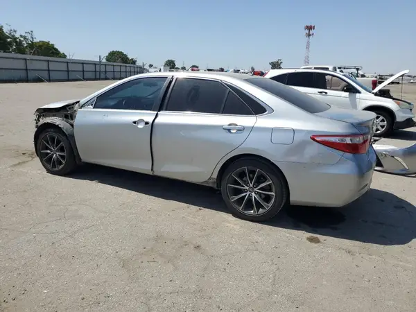 4T1BF1FK2GU210507 2016 TOYOTA CAMRY - Image 2