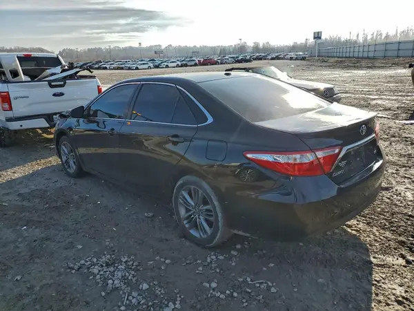 4T1BF1FK2GU214962 2016 TOYOTA CAMRY - Image 2