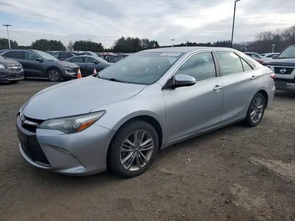 4T1BF1FK2GU215674 2016 TOYOTA CAMRY - Image 1