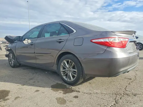 4T1BF1FK2GU218381 2016 TOYOTA CAMRY - Image 2