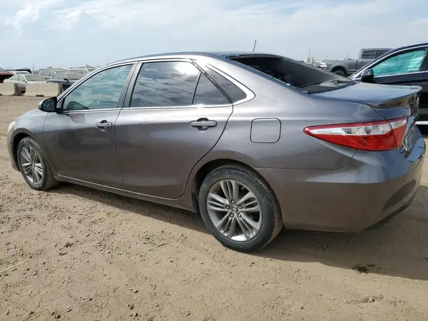 4T1BF1FK2GU220812 2016 TOYOTA CAMRY - Image 2