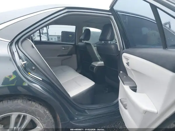 4T1BF1FK2GU220938 2016 TOYOTA CAMRY - Image 8