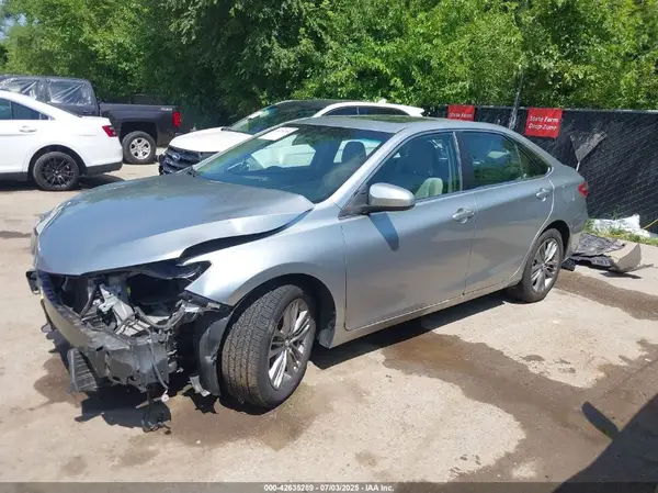 4T1BF1FK2GU222110 2016 TOYOTA CAMRY - Image 2