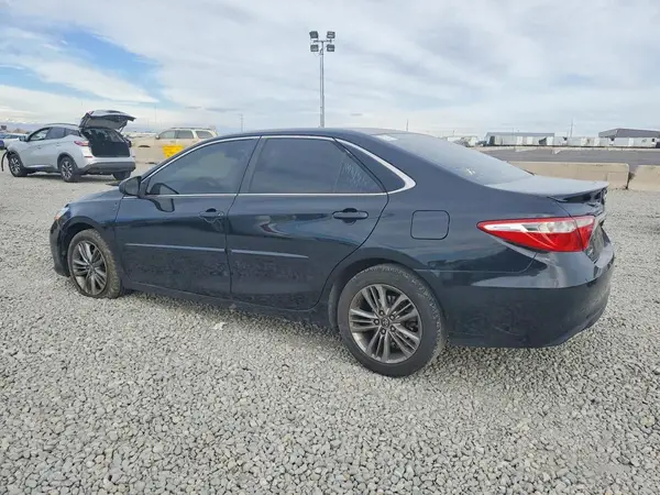 4T1BF1FK2GU223287 2016 TOYOTA CAMRY - Image 2