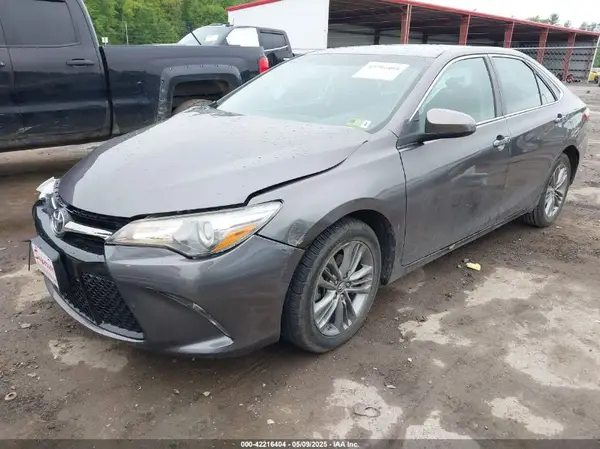 4T1BF1FK2GU223970 2016 TOYOTA CAMRY - Image 2