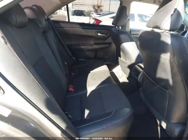 4T1BF1FK2GU231678 2016 TOYOTA CAMRY - Image 8