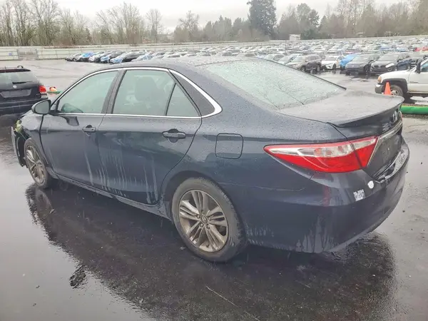 4T1BF1FK2GU233737 2016 TOYOTA CAMRY - Image 2