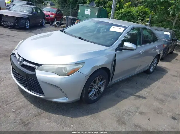 4T1BF1FK2GU236279 2016 TOYOTA CAMRY - Image 2