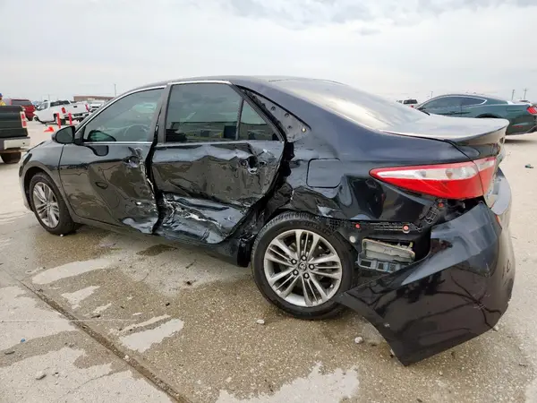 4T1BF1FK2GU238050 2016 TOYOTA CAMRY - Image 2