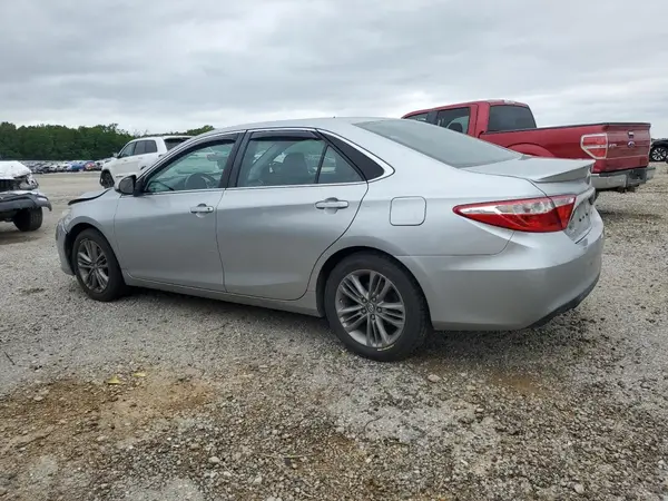 4T1BF1FK2GU246438 2016 TOYOTA CAMRY - Image 2