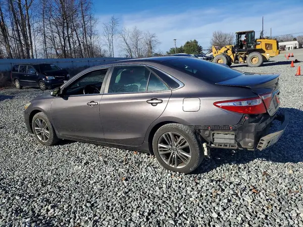 4T1BF1FK2GU248433 2016 TOYOTA CAMRY - Image 2