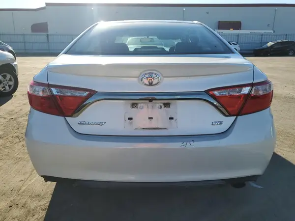 2016 TOYOTA CAMRY auction photo 6