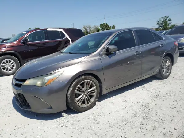 4T1BF1FK2GU249422 2016 TOYOTA CAMRY - Image 1