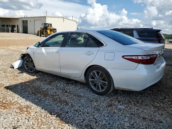 4T1BF1FK2GU254720 2016 TOYOTA CAMRY - Image 2
