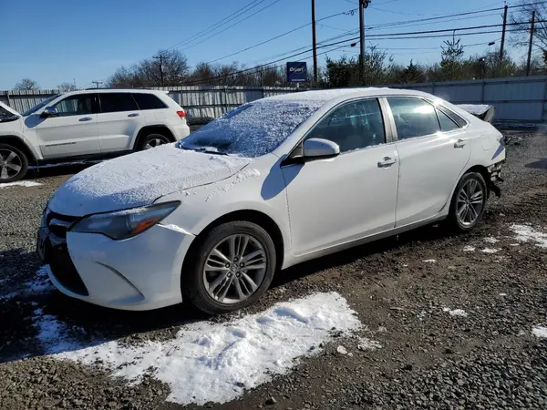 4T1BF1FK2GU255107 2016 TOYOTA CAMRY - Image 1