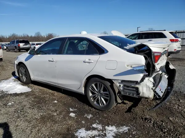 4T1BF1FK2GU255107 2016 TOYOTA CAMRY - Image 2