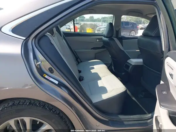 4T1BF1FK2GU256242 2016 TOYOTA CAMRY - Image 8