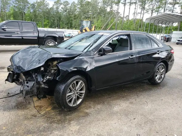 4T1BF1FK2GU258914 2016 TOYOTA CAMRY - Image 1
