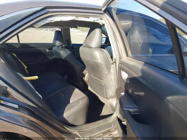 4T1BF1FK2GU262641 2016 TOYOTA CAMRY - Image 8