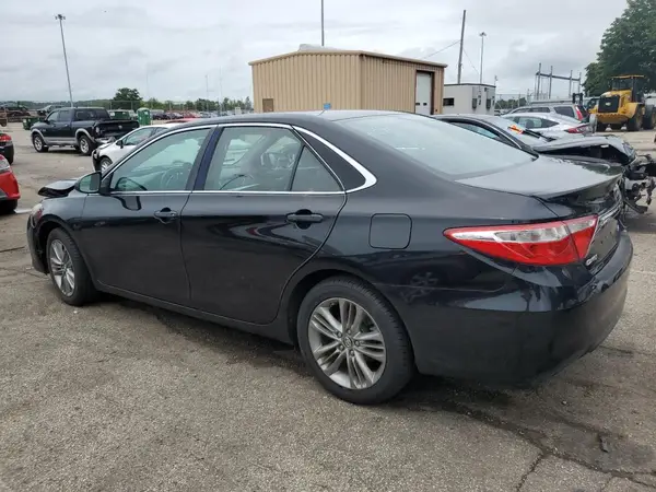 4T1BF1FK2GU262882 2016 TOYOTA CAMRY - Image 2