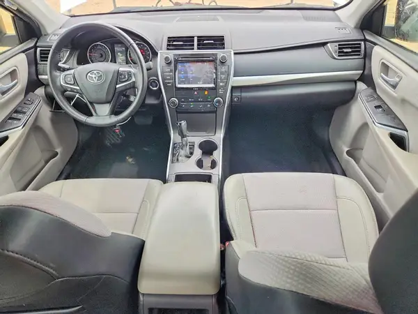 4T1BF1FK2GU266270 2016 TOYOTA CAMRY - Image 8