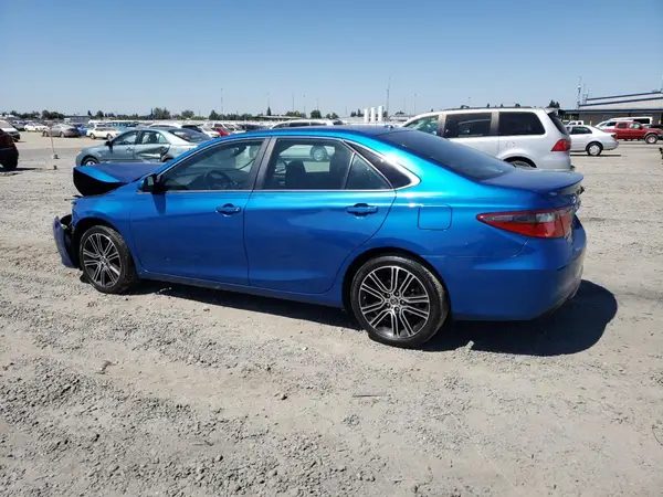 4T1BF1FK2GU510788 2016 TOYOTA CAMRY - Image 2