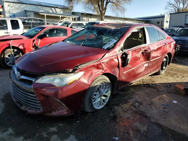 4T1BF1FK2GU511200 2016 TOYOTA CAMRY - Image 1