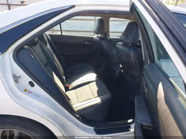 4T1BF1FK2GU517885 2016 TOYOTA CAMRY - Image 8
