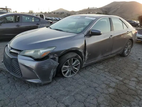 4T1BF1FK2GU518115 2016 TOYOTA CAMRY - Image 1