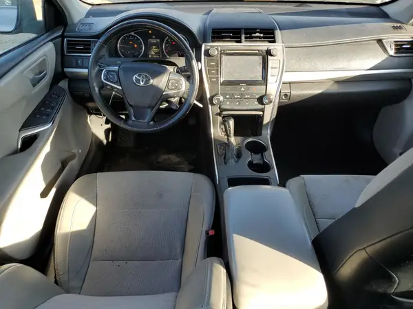 4T1BF1FK2GU519300 2016 TOYOTA CAMRY - Image 8