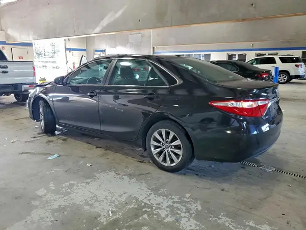 4T1BF1FK2GU530345 2016 TOYOTA CAMRY - Image 2