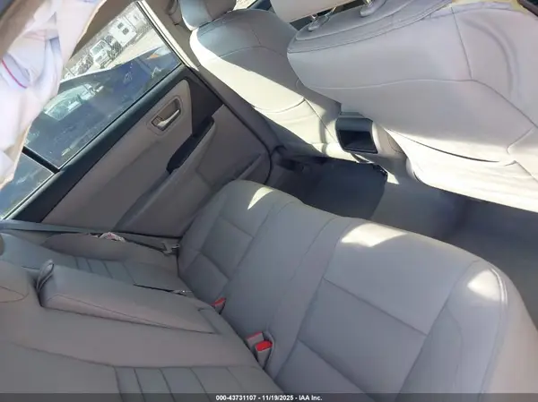 4T1BF1FK2GU531267 2016 TOYOTA CAMRY - Image 8