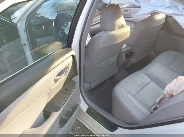 4T1BF1FK2GU532970 2016 TOYOTA CAMRY - Image 8