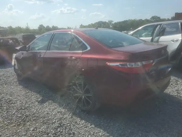 4T1BF1FK2GU534685 2016 TOYOTA CAMRY - Image 2